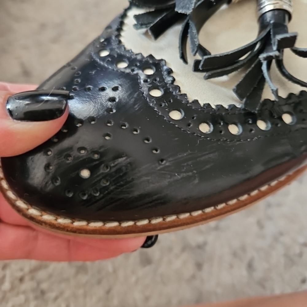 Stuart Weitzman Womens Black And White Mulething Brogue Leather Designer Mules 8 - Picture 13 of 14